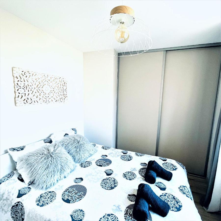 Le White Cosy A 5 Minutes Du Lac Avec Parking Privatif Gratuit Annecy Exterior foto